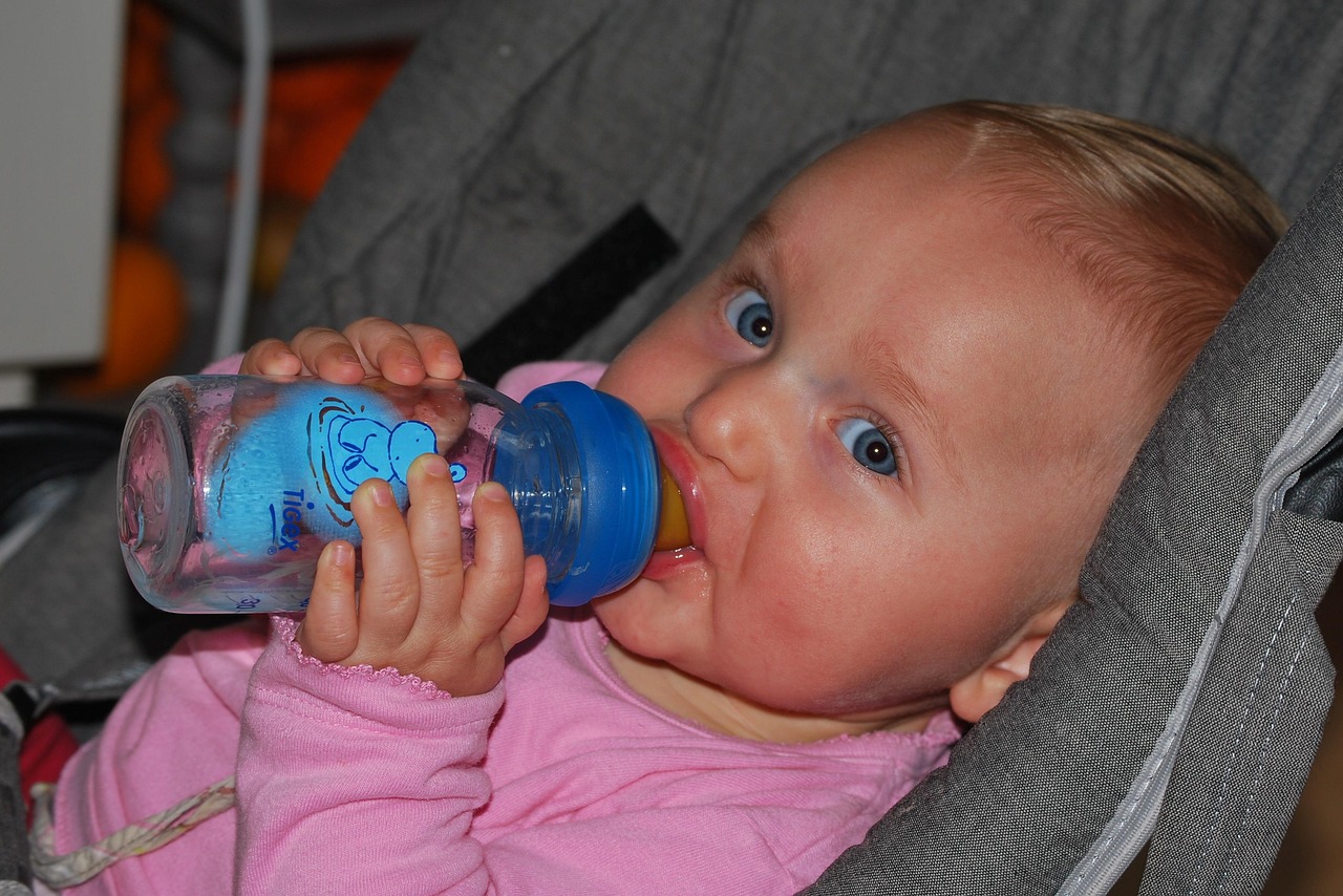 baby, drinking, people, child, drink bottle