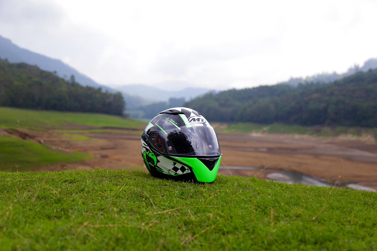helmet, mt helmet, nature, landscape, bike, mountain, adventure, tour, green, helmet safety, helmet images, full face helmet