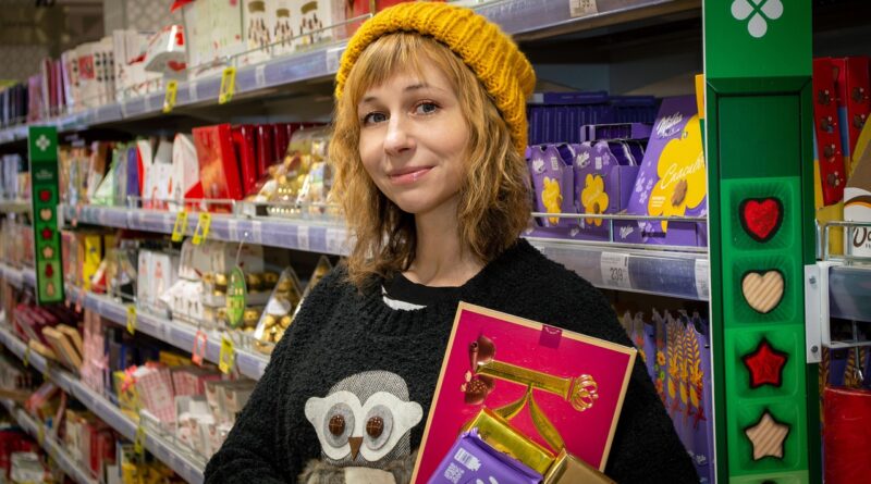 girl, chocolate candies, supermarket, candies, snacks, sweets, shelves, racks, shop, grocery, shopping, shopping center, consumer, buyer, products, young woman, chocolates, counters, shelving, buy, supermarket, supermarket, supermarket, supermarket, supermarket, consumer