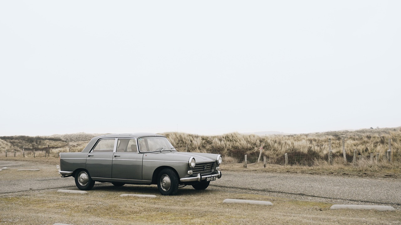 old school, england, nature, beach, bond, james bond, royal